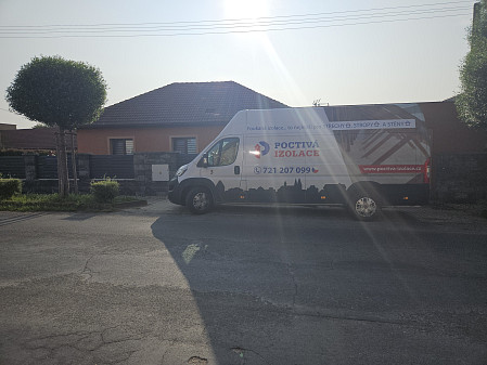 Izolace stropu zděného rodinného domu v Černuci na Kladensku